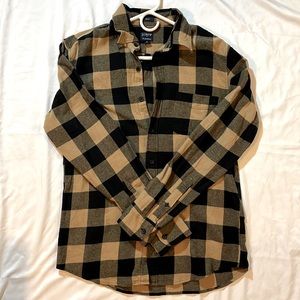 Like new. Tan and black lumberjack flannel shirt